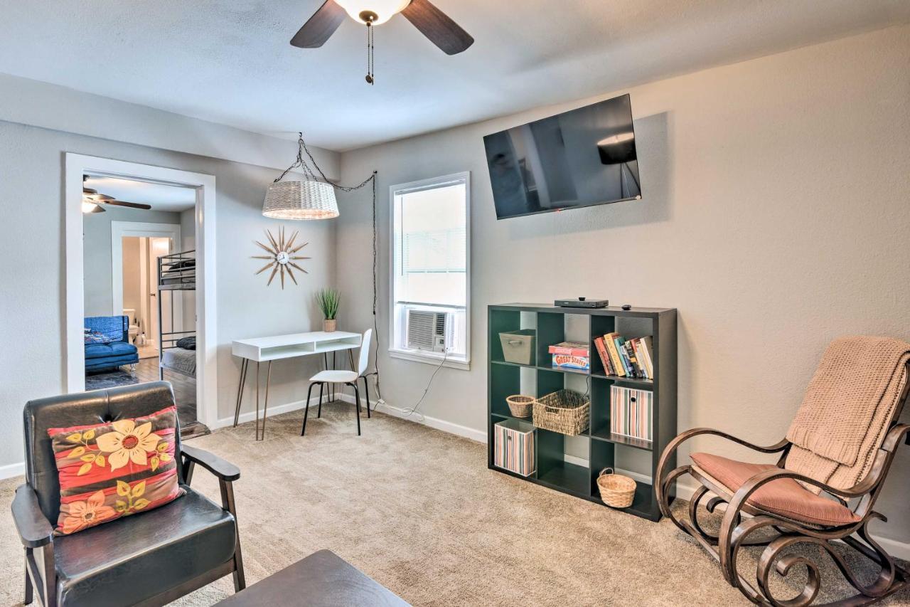 Cozy Galveston Apartment - Walk To Beach And Dining Exterior foto